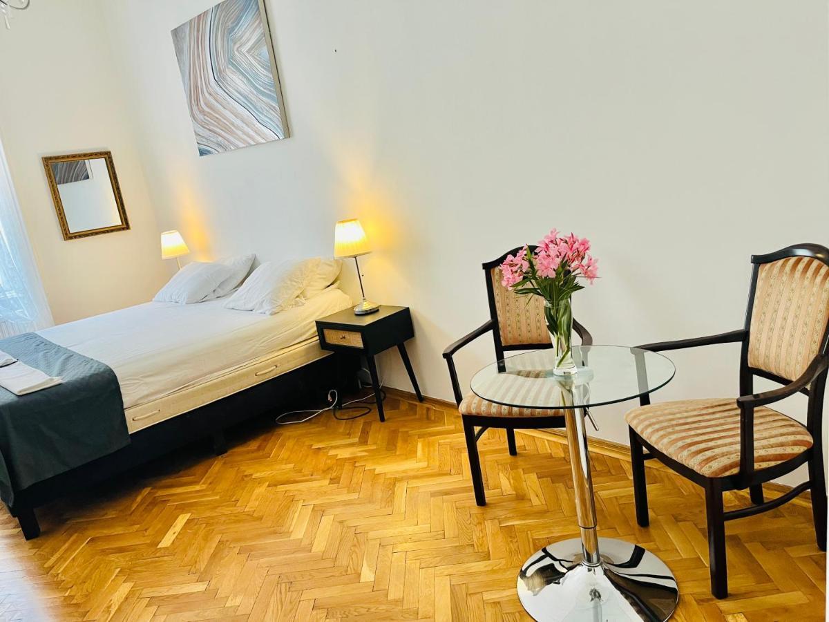 City Rooms — Photos 3