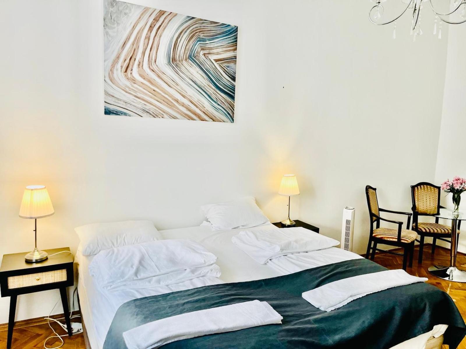 City Rooms — Photos 1